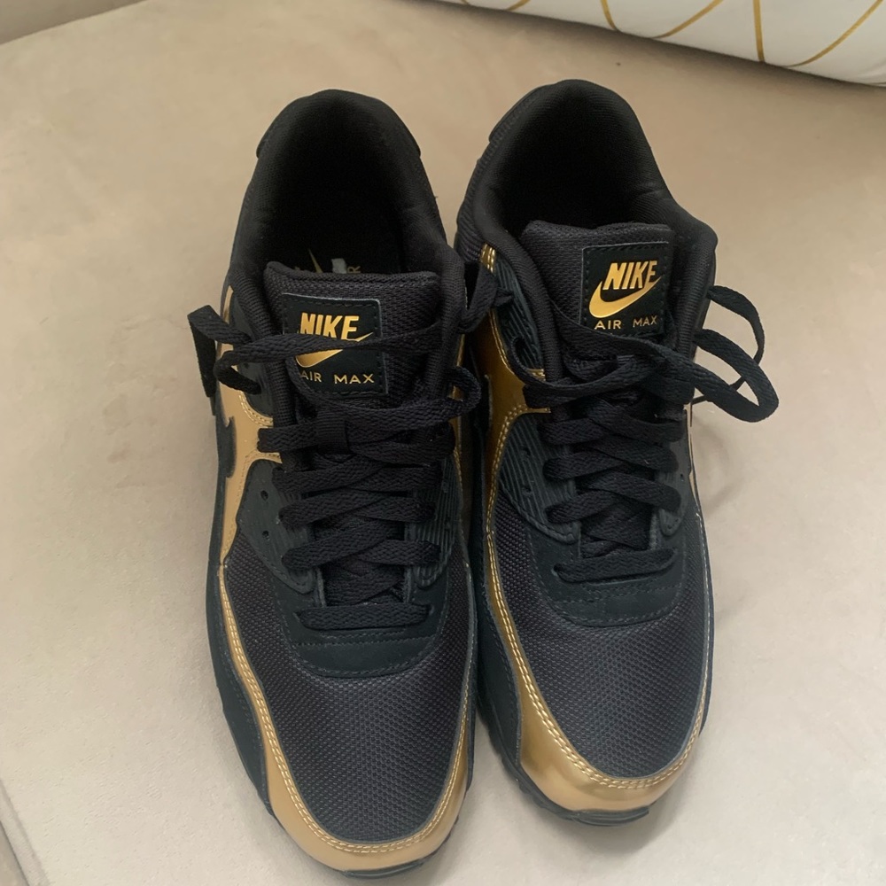 Nike Air Max 90